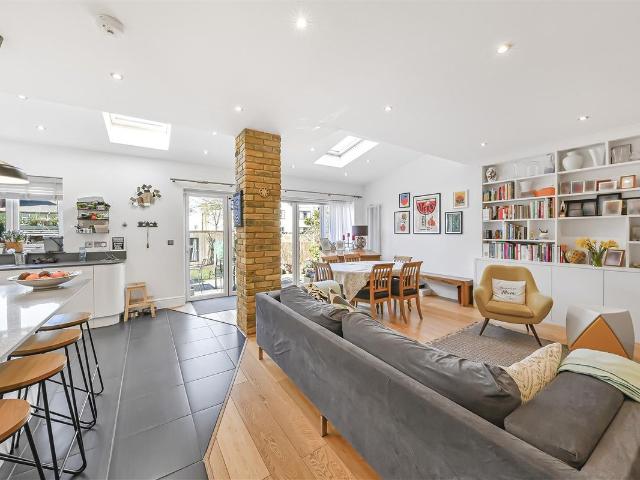 Hanover Road, London NW10, 5 bed property to rent, £6,500 pcm | PrimeLocation