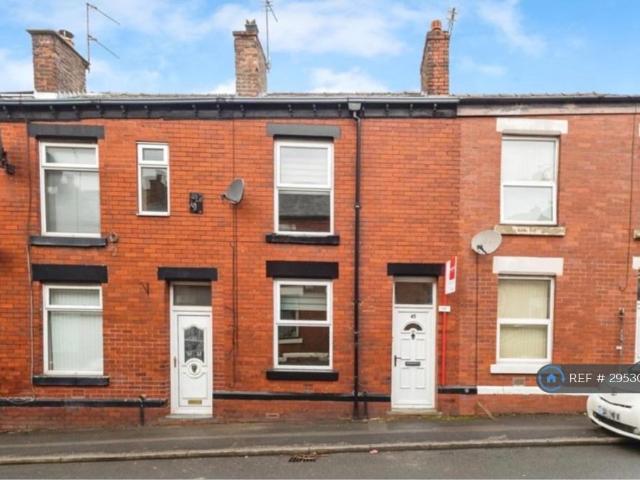 Hanover St, Stalybridge, SK15 2 bed terraced house to rent £1,200 pcm £277 pw