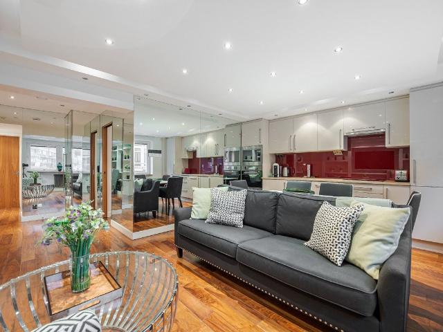 Hans Crescent, Knightsbridge, London SW1X, 2 bed flat to rent, £4,959 pcm | PrimeLocation