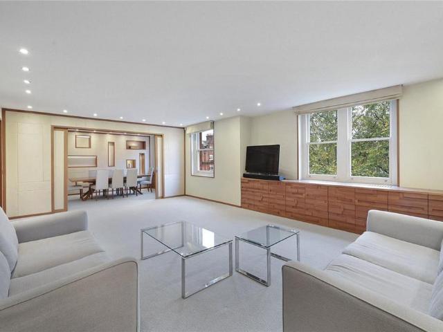 HANS PLACE, London, SW1X 4 bed flat to rent £16,683 pcm £3,850 pw