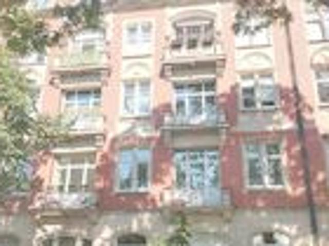 Hansastraße: praktische 2 Zi. Wohnung mit Wanne in der Neustadt!