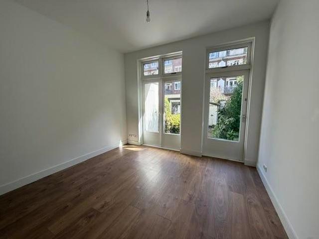 Haarlemmermeerstraat 1058JW Amsterdam