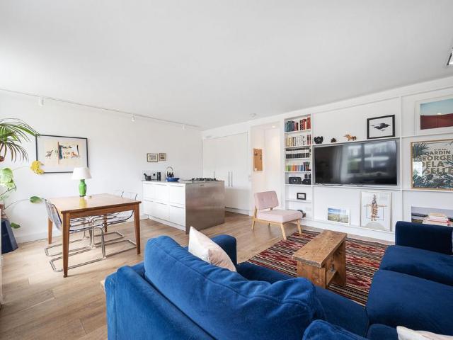 Haberdasher Place, London, N1. 1 bed flat to rent £3,500 pcm £808 pw