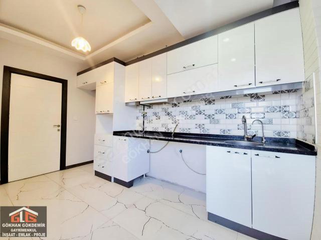 Habibler'de Geniş Teraslı,masrafsız,asansörlü 2+1 Kiralık Daire