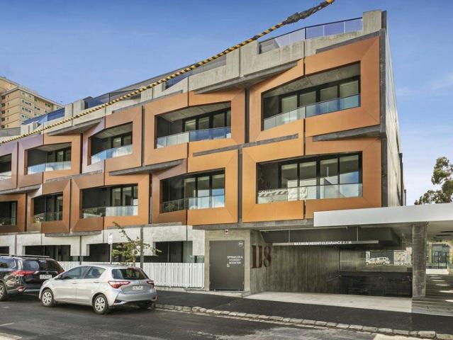 Habitat Abbotsford Ground floor modern apartment!