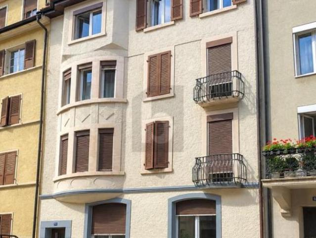 HABITATION AVEC ESPACE DE VIE LUMINEUX