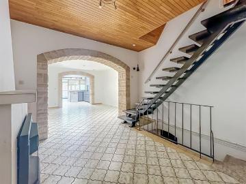 habitation à LE ROEULX 7070