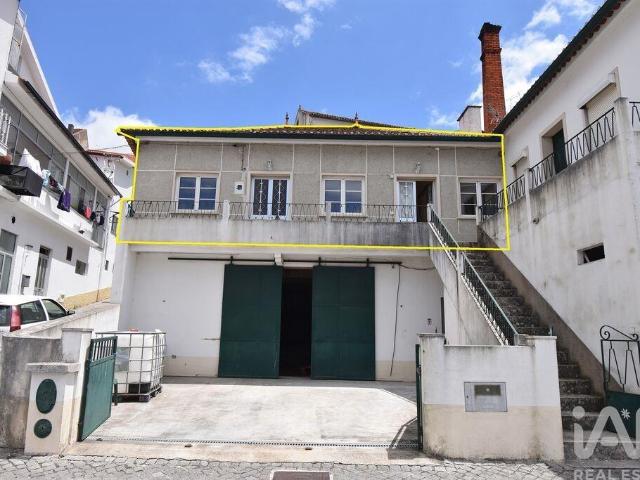 Habitação T3 em São Miguel, Santa Eufémia e Rabaçal de 154,0. 154m² Penela Santa Eufémia