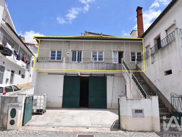 Habitação T3 em São Miguel, Santa Eufémia e Rabaçal de 154,0. 154m² Penela Santa Eufémia