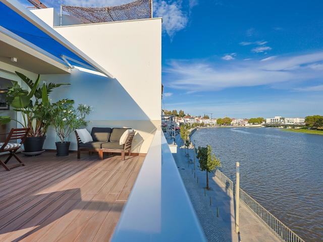 Habitação Ribeirinha Elevada a Minutos da Comporta