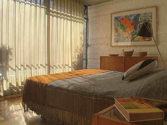 Habitación matrimonial con terraza exclusiva cerca Metro Escuela Militar, Av. Colón y Av. Vespucio e