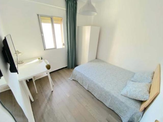 Habitación Alquiler Sevilla Capital, Doctor Fedriani