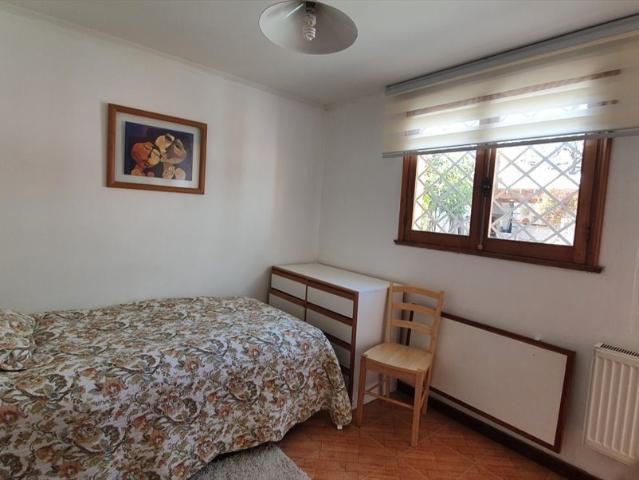 Habitación amoblada con baño privado