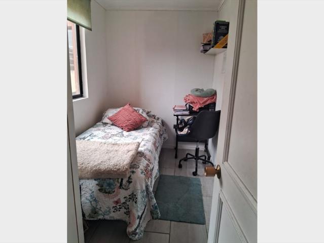 habitacion baño privado para estudiante mujer