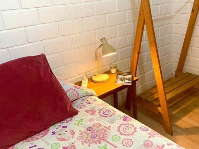 Habitación con baño en Las Condes cerca Metro