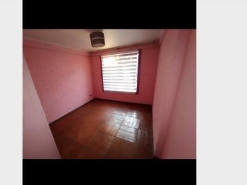 habitación con baño privado. Comparto casa. Barrio muy bueno