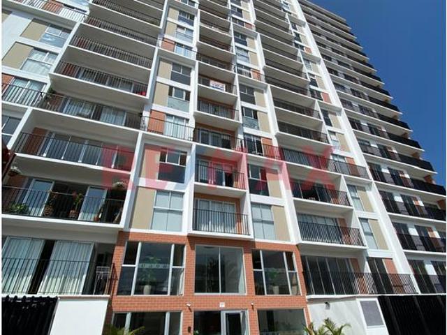 Habitación Con Baño Privado En Alquiler Para Mujeres Estudiantes O Trabajadoras | Departamento De Estreno Roomie