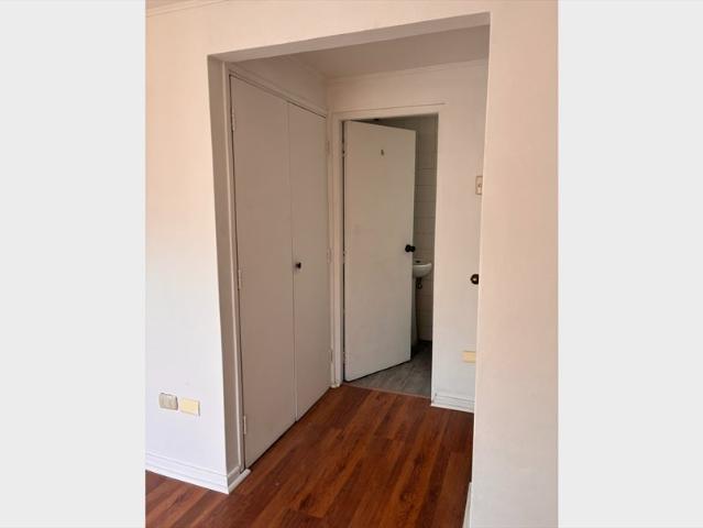 Habitación con baño privado en amplia casa, Recreo