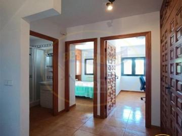 HABITACIÓN CON ESTUDIO PRIVADO EN SAN ANTÓN – CUENCA CAPITAL