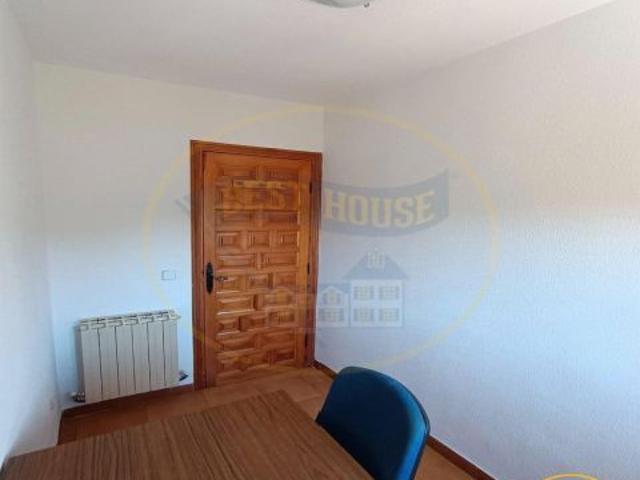 HABITACIÓN CON ESTUDIO PRIVADO EN SAN ANTÓN – CUENCA CAPITAL
