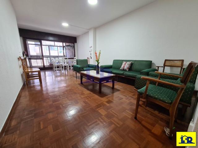 Habitacion de alquiler en el centro de Cuenca Piso en alquiler en Cuenca CENTRO