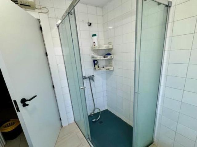 HABITACION DE ALQUILER PARA CHICA ESTUDIANTE ZONA SAN ILDEFONSO GRANADA