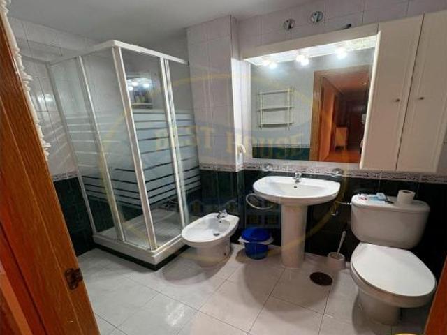 HABITACION DISPONIBLE EN ALQUILER