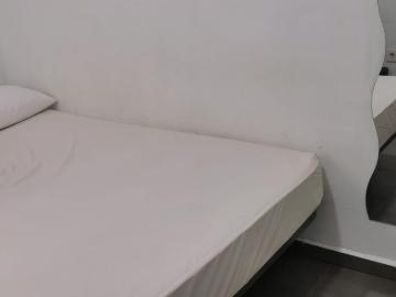 Habitación doble en moderno apartamento de 5 dormitorios