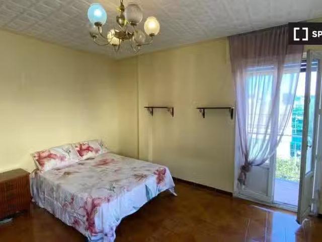 Habitación en Moscardó, Madrid