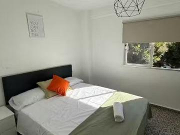 Habitación en Avenida Antonio Gaudi, Carretera de Cádiz