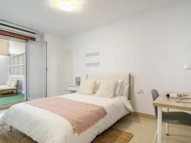 Habitación en Avenida Benito Pérez Galdós, Ensanche Diputación