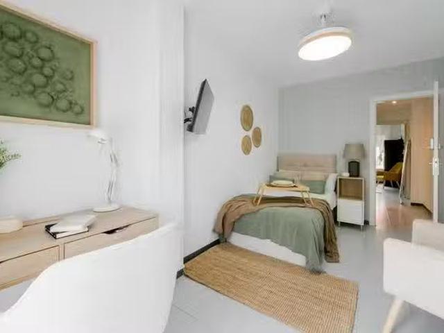 Habitación en Avenida de Asturias, Tetuán