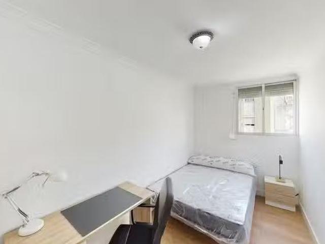 Habitación en Avenida de Blas Infante, Barriada Federico Mayo