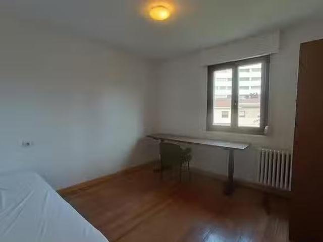 Habitación en Avenida de la Baja Navarra, Ensanche II