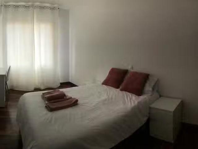 Habitación en Avenida de la Paz