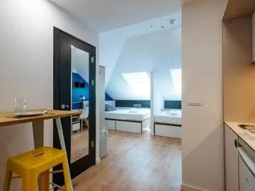 Habitación en Avenida de la Palmera, Sector Sur