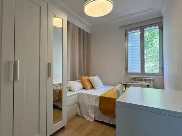 Habitación en Avenida de Moratalaz, Vinateros
