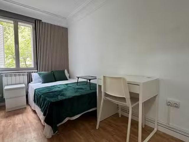 Habitación en Avenida de Moratalaz, Vinateros