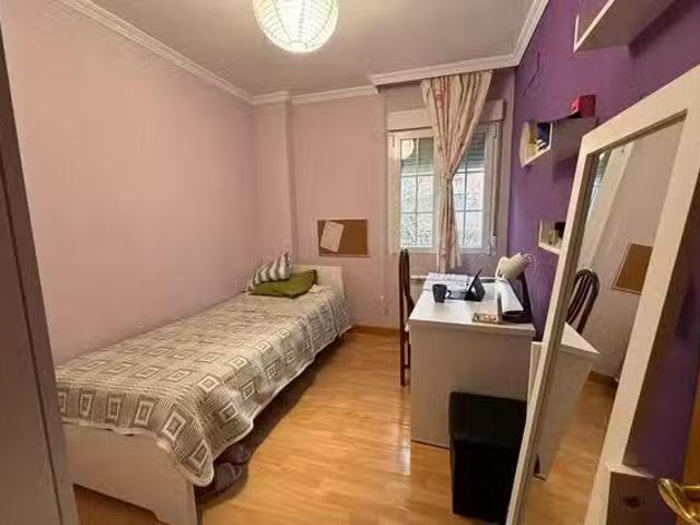 Habitación en Avenida de San Pablo