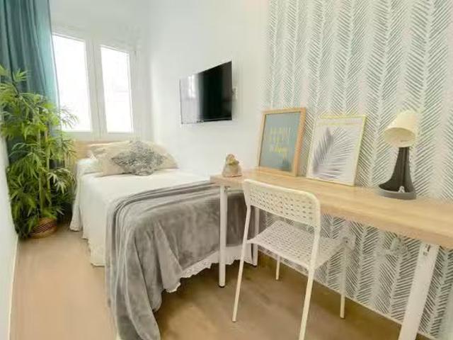 Habitación en Avenida de Ramón y Cajal, El Juncal Hispalis