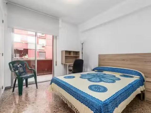 Habitación en Avenida del Cid, Soternes