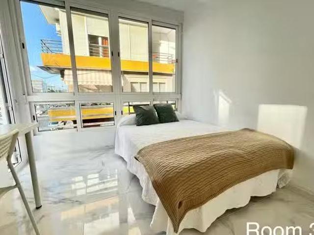 Habitación en Avenida Sánchez Pizjuan, La Palmilla Doctor Mara.
