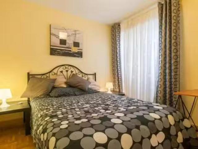Habitación en Avenida Reyes Católicos, Junta Municipal 2