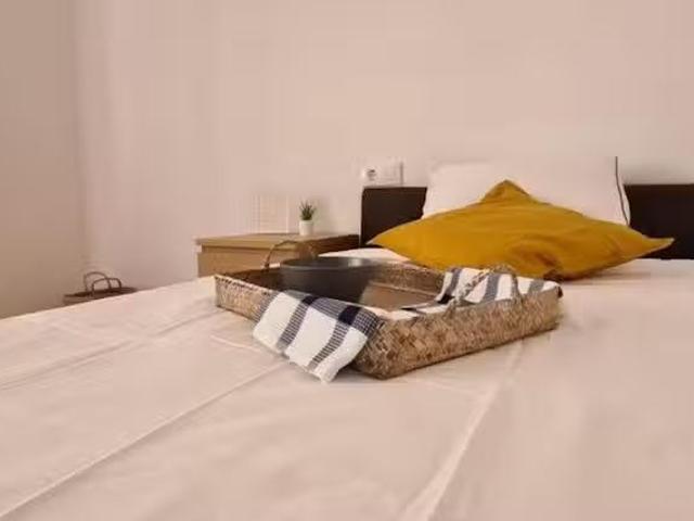 Habitación en Avinguda de l'Oest, Ciutat Vella