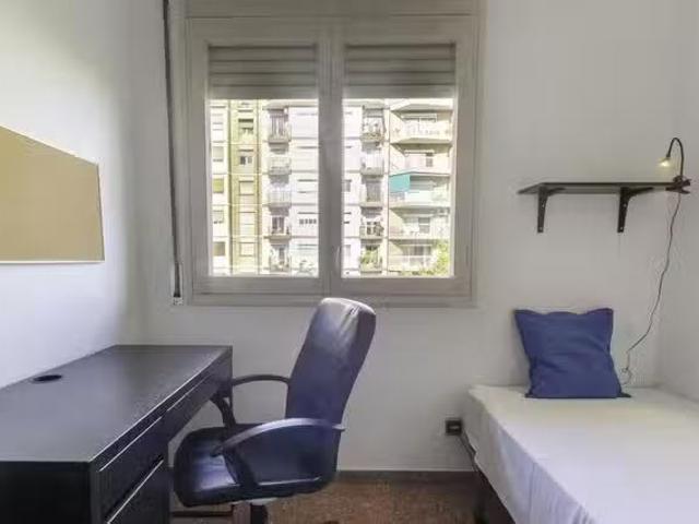 Habitación en Avinguda del Paral. lel, El Poblesec