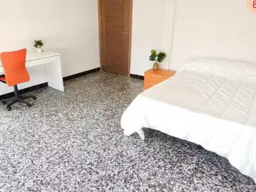 Habitación en Avinguda del Rei en Jaume