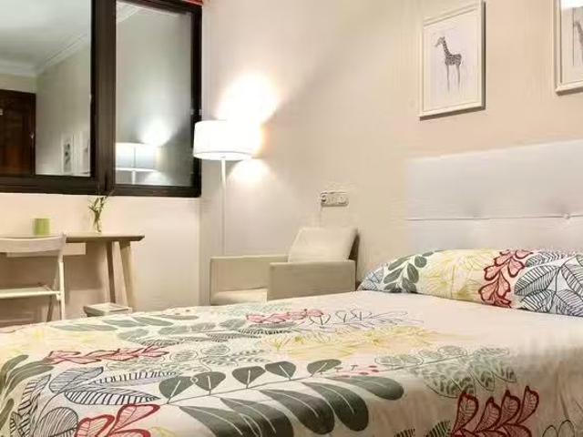 Habitación en Alameda Recalde, Abando