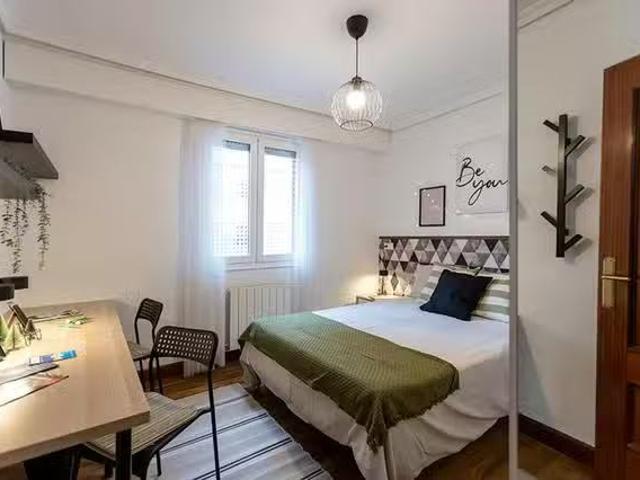 Habitación en Allende auzoa, Santutxu