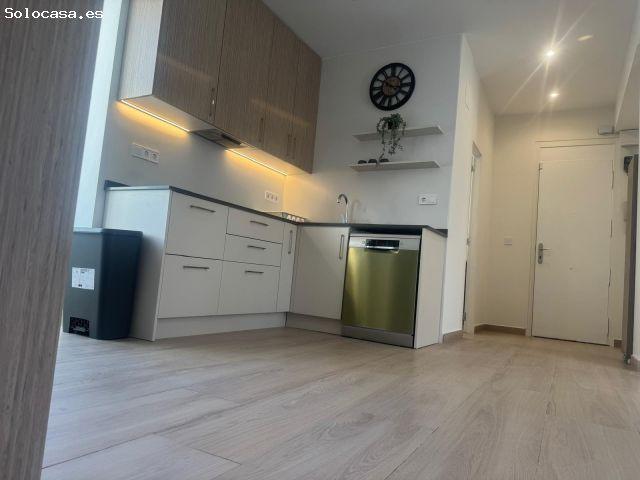 Habitación en alquiler disponible en Los Ángeles, Alicante