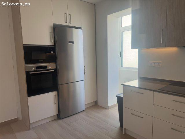 Habitación en alquiler disponible en Los Ángeles [Reforma a estrenar]
